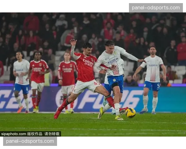 事件通讯:从争议判罚到绝杀,巴萨3-2险胜本菲卡一役的十分钟风云 事件通讯:从争议判罚到绝杀,巴萨3-2险胜本菲卡一役的十分钟风云